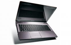 Lenovo IdeaPad Y570 i3314G500P32S